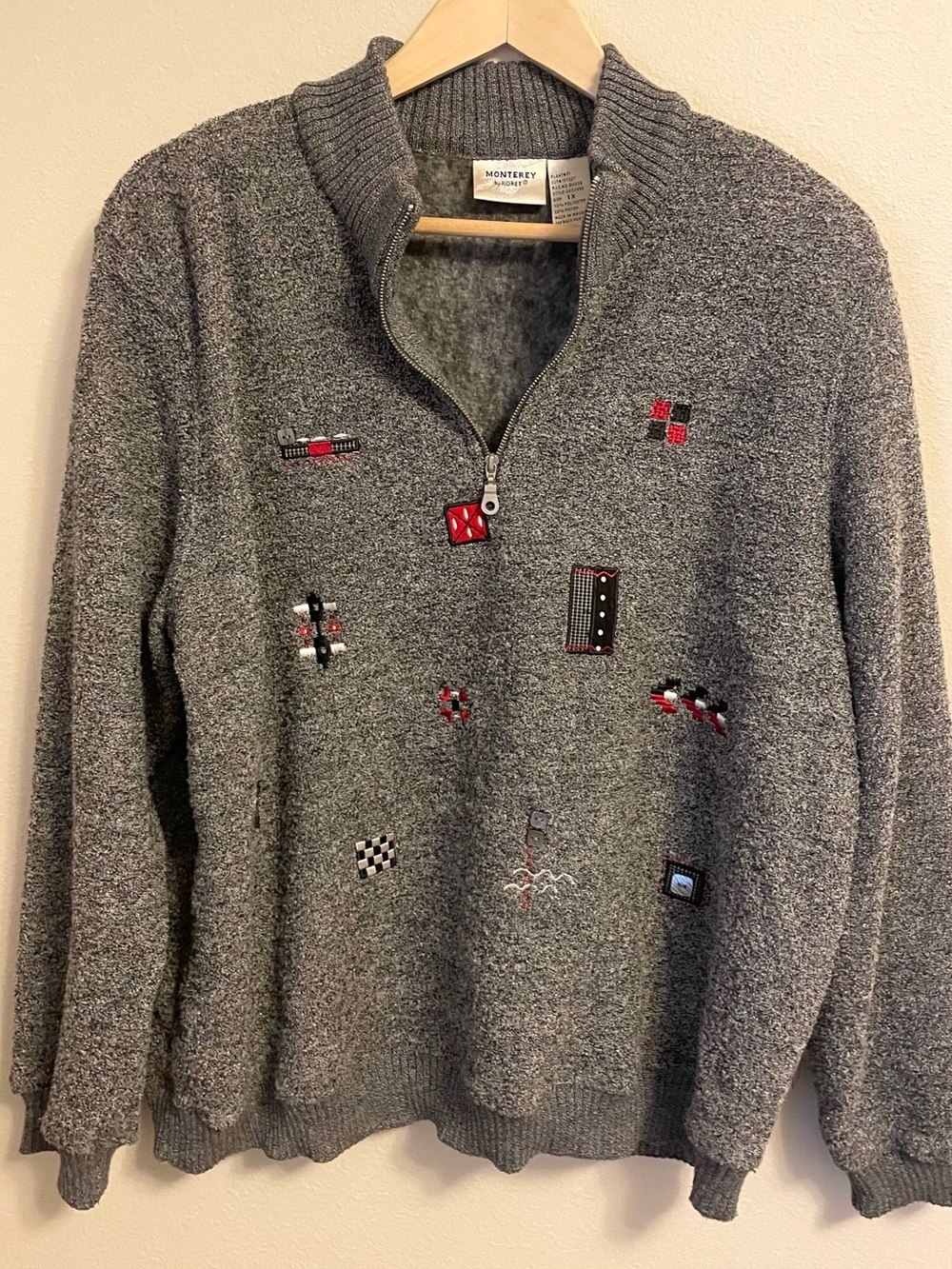 Monterey by Koret - Gray Quarter Zip Embroidered Sweater – Size 1X